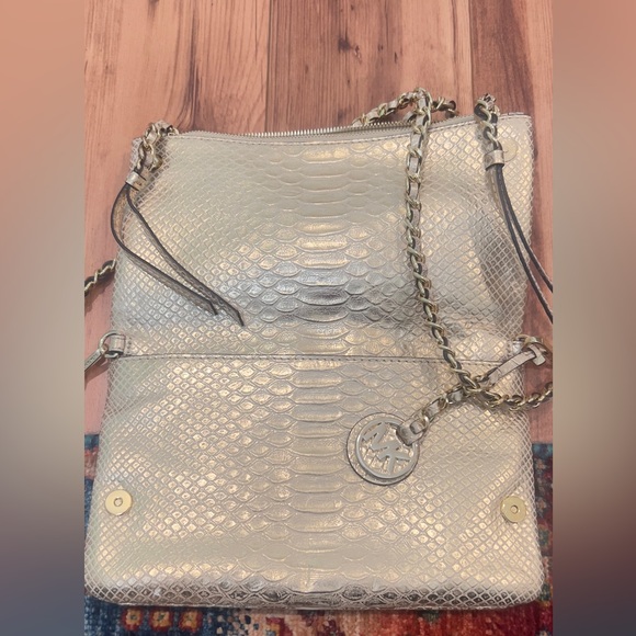 Michael Kors Gold Pochette Golden clutch bag - Picture 7 of 8